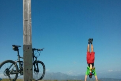 handstande-aus-aller-welt_heckes_piz-scalottas_img-20130805-wa0007