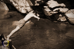 2011-08-09-11-43-52_klippenspringen-in-ponte-brolla_1