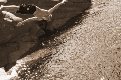 2011-08-09-15-34-43_klippenspringen-in-ponte-brolla