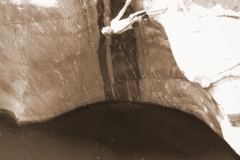 2011-08-09-15-41-39_klippenspringen-in-ponte-brolla