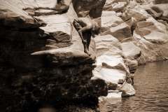 2011-08-10-13-05-31_klippenspringen-in-ponte-brolla_allinone