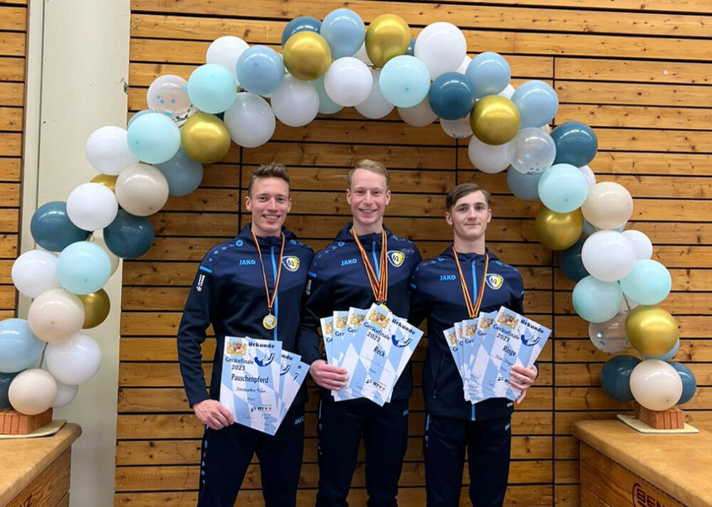 Konstantin Höfer, Florian Piak und Mike Magin räumen bei den Gerätefinals 2023 in Harburg ab